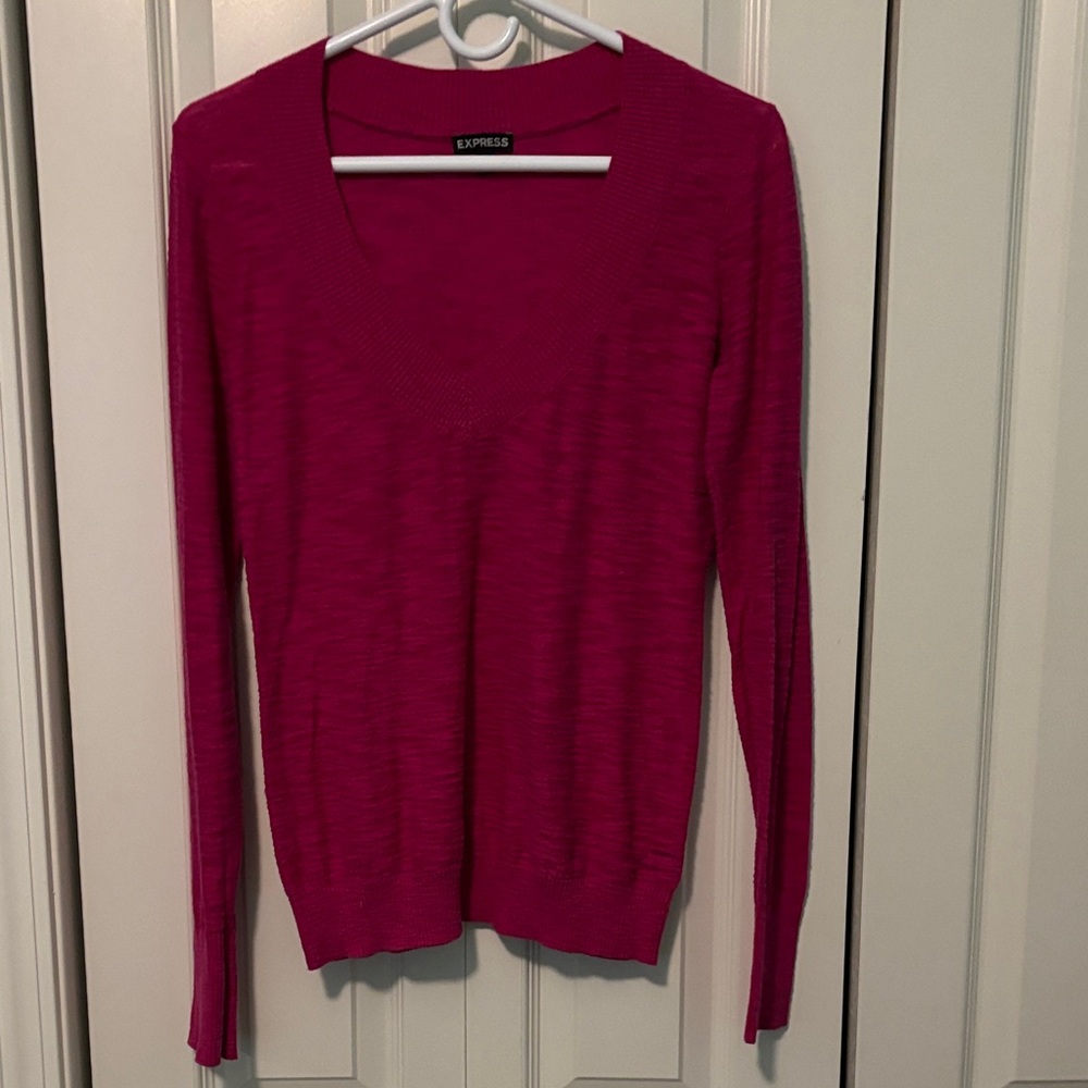 Express Lightweight Vibrant Pink Knit Sweater Size Medium